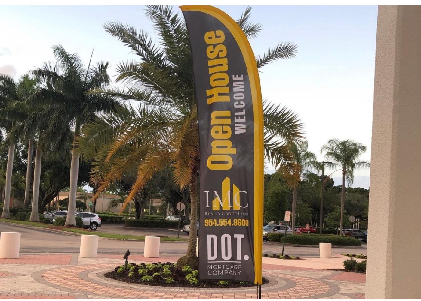 M&U Printing — Banners & Displays 45